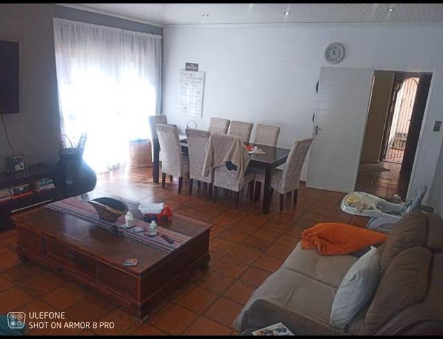 3 BEDROOM HOUSE FOR SALE IN BIRCH ACRES